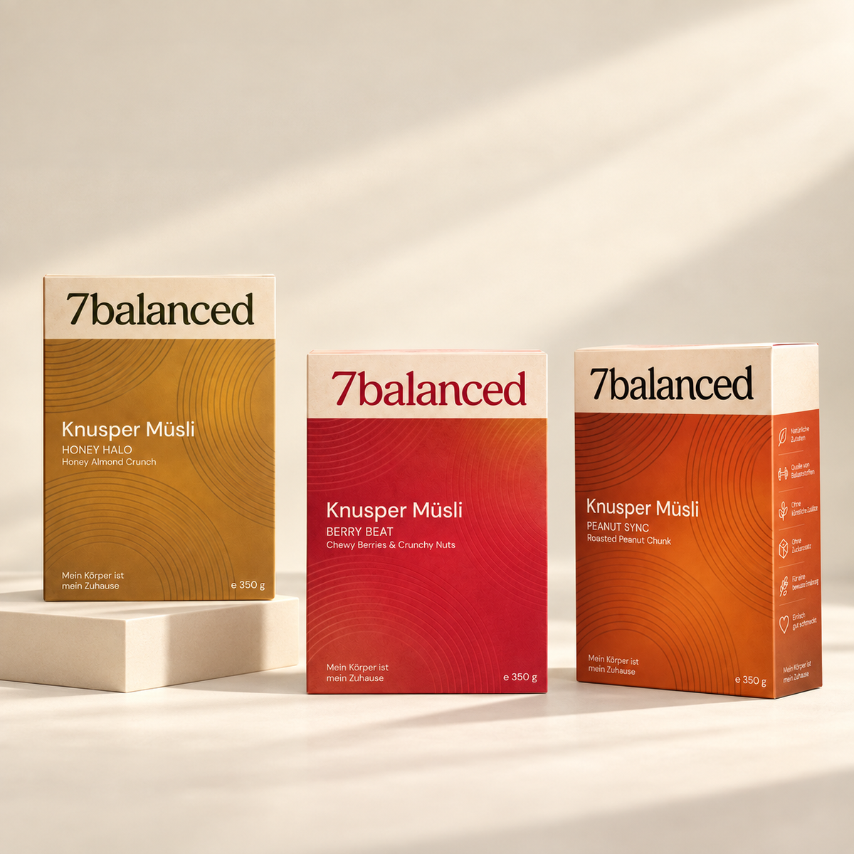 7balanced granola trio: three 350 g boxes with muesli flavors on cartons